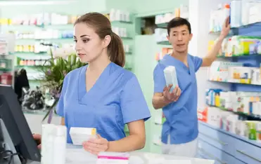 Do Pharmacy Students Wear Scrubs Pharmacist Dress Code - Pharmacist Report